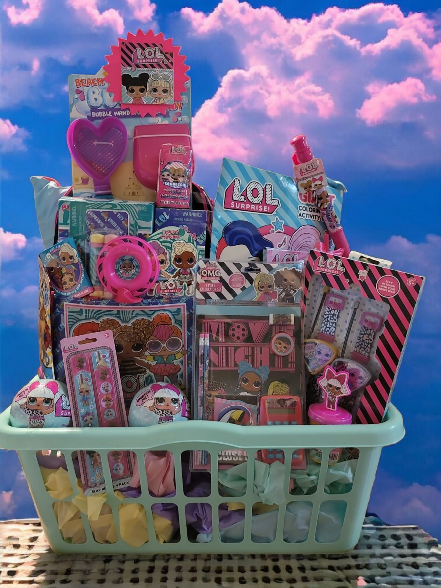 LOL Basket Surprise